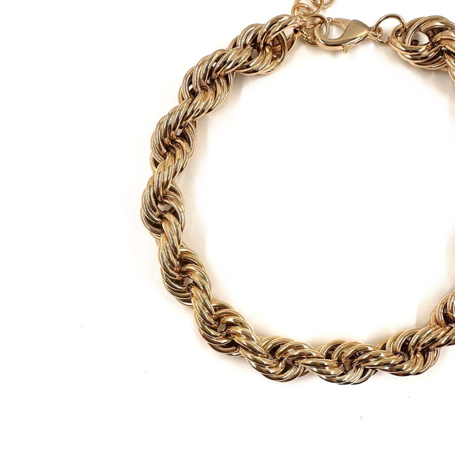SANDRA NECKLACE