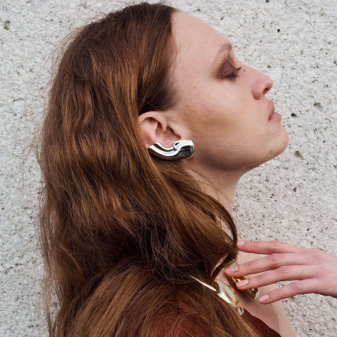 NADIA EARCUFF