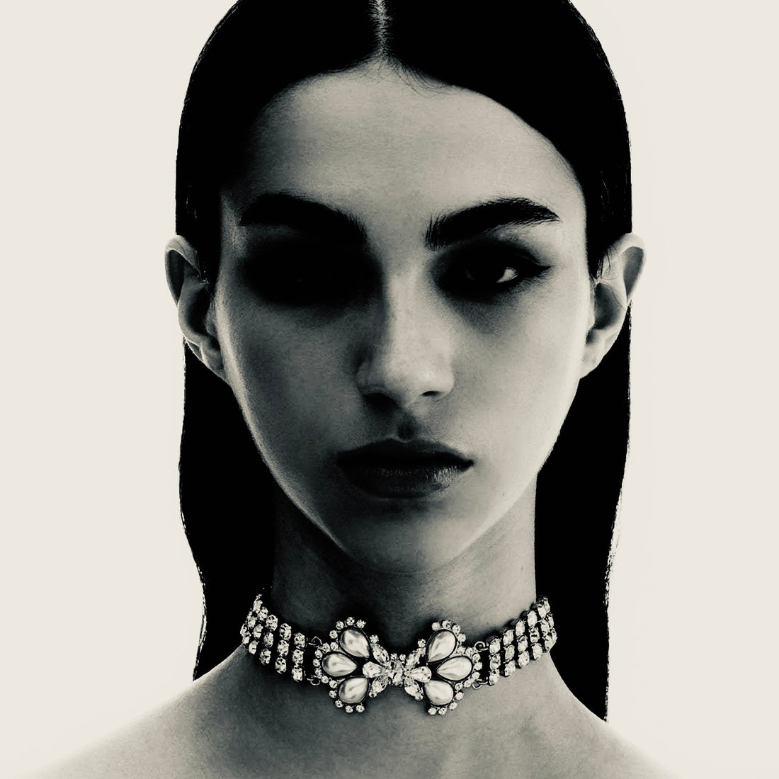 LUCY NECKLACE