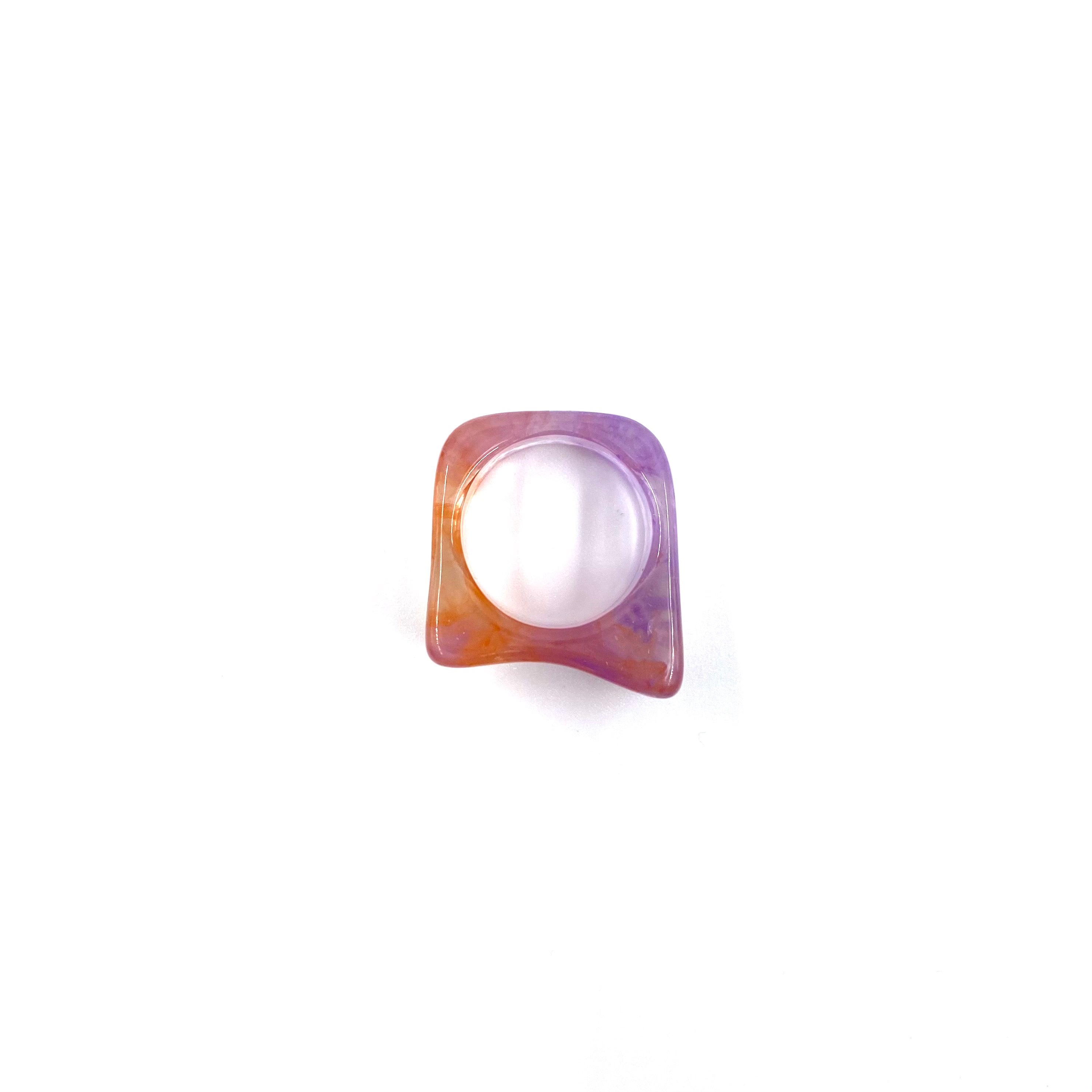 Pantone Ring